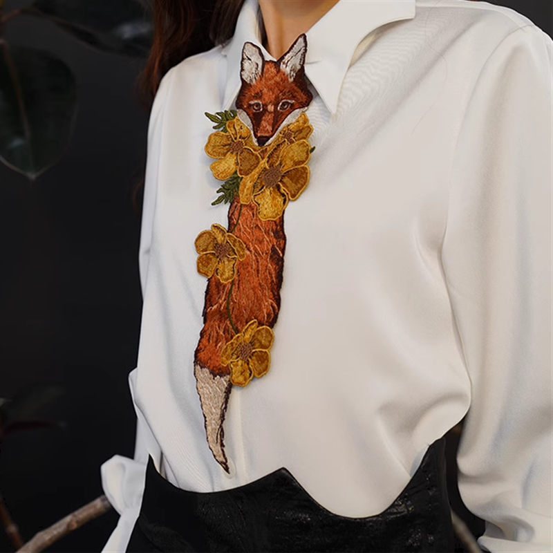 アンティーク花狐 刺繍タイ