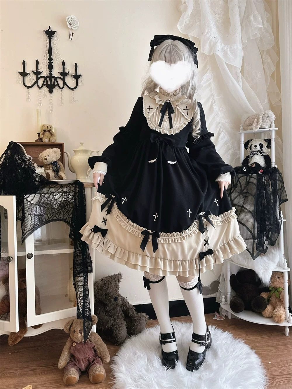 クラシカルロリータ 十字架刺繍とリボンのバイカラードレス