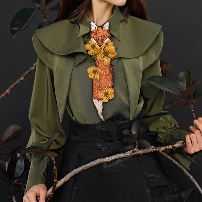 アンティーク花狐 刺繍タイ