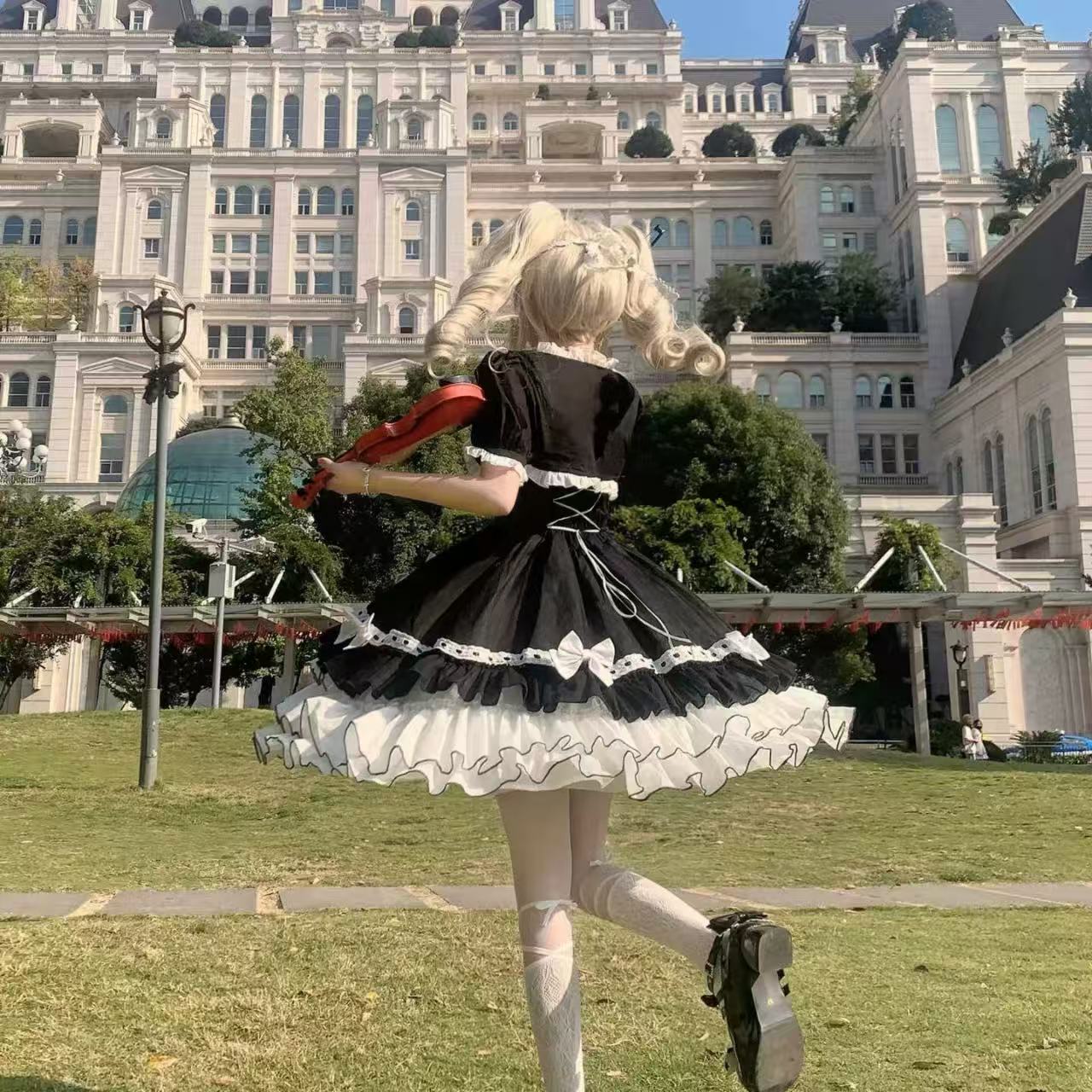 ゴスロリ 姫系フリル重ねレースワンピース