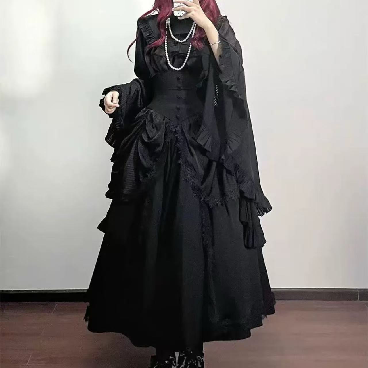 ゴスロリ 華麗なる貴婦人のゴシックドレス