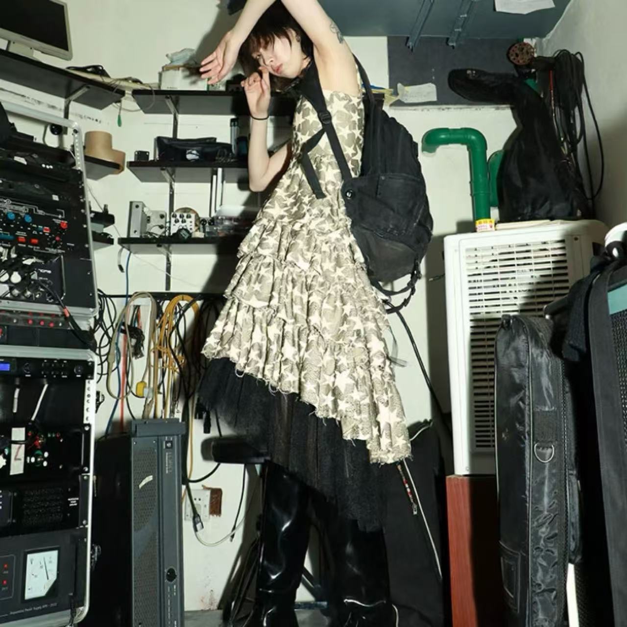 クラシカルロリータ 星の柄が特徴的なロリータドレス