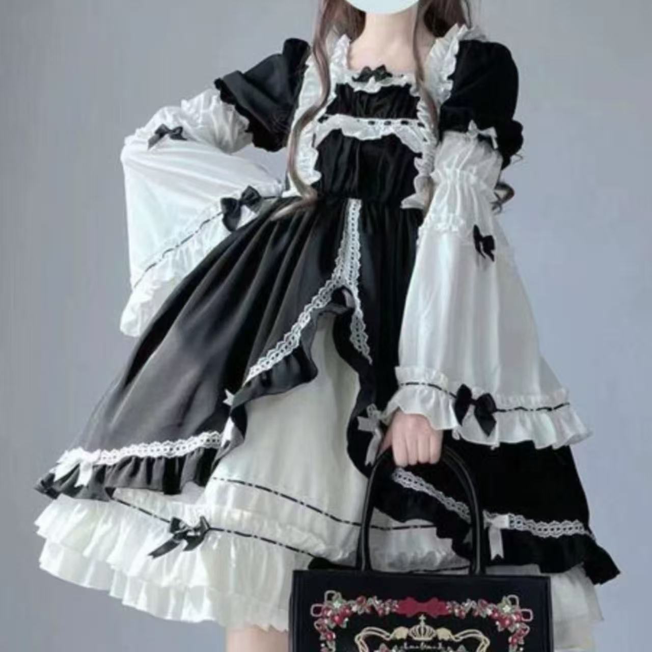 ゴスロリ 姫袖フリルレース重ね襟ワンピース