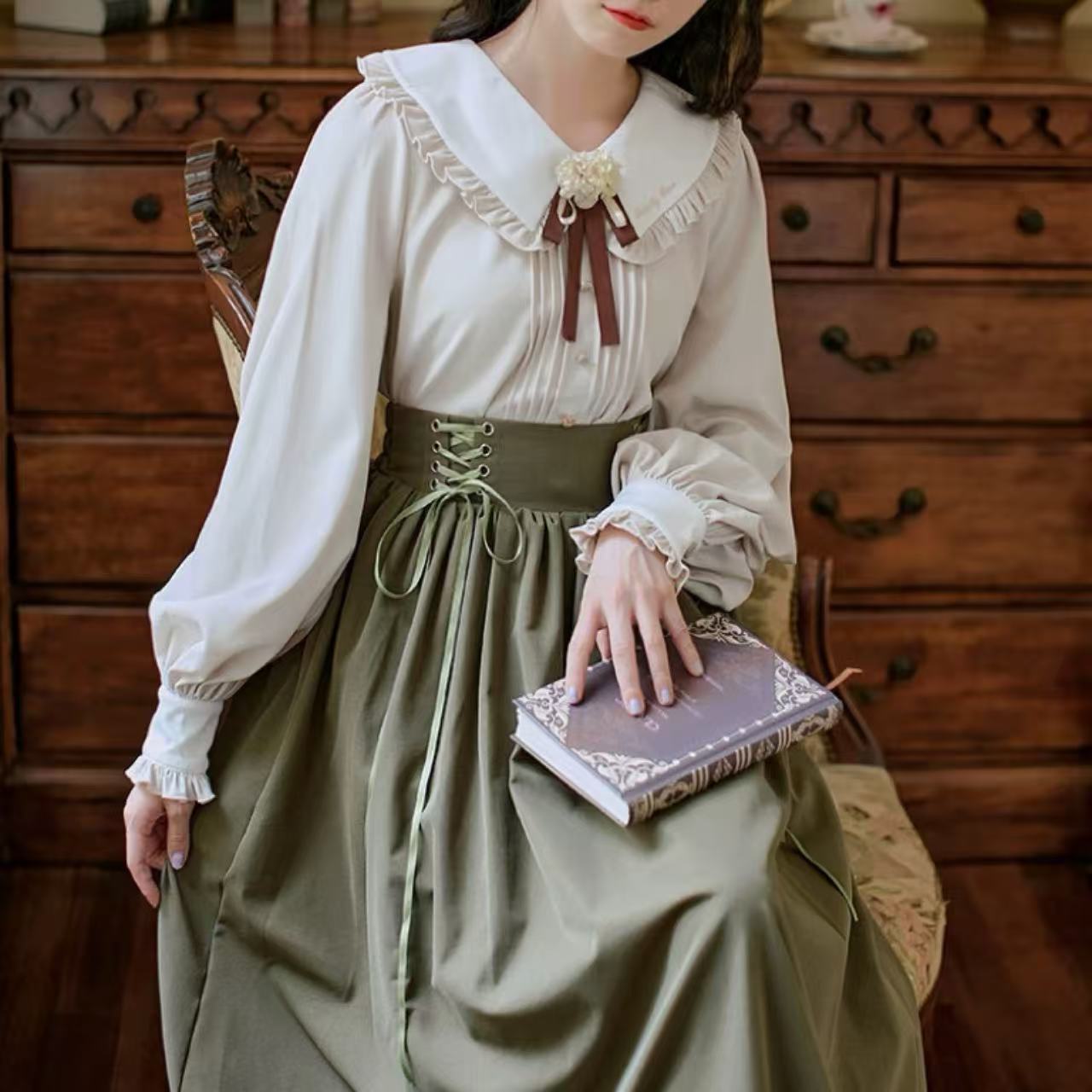 クラシカルロリータ 優雅な貴婦人風ワンピース