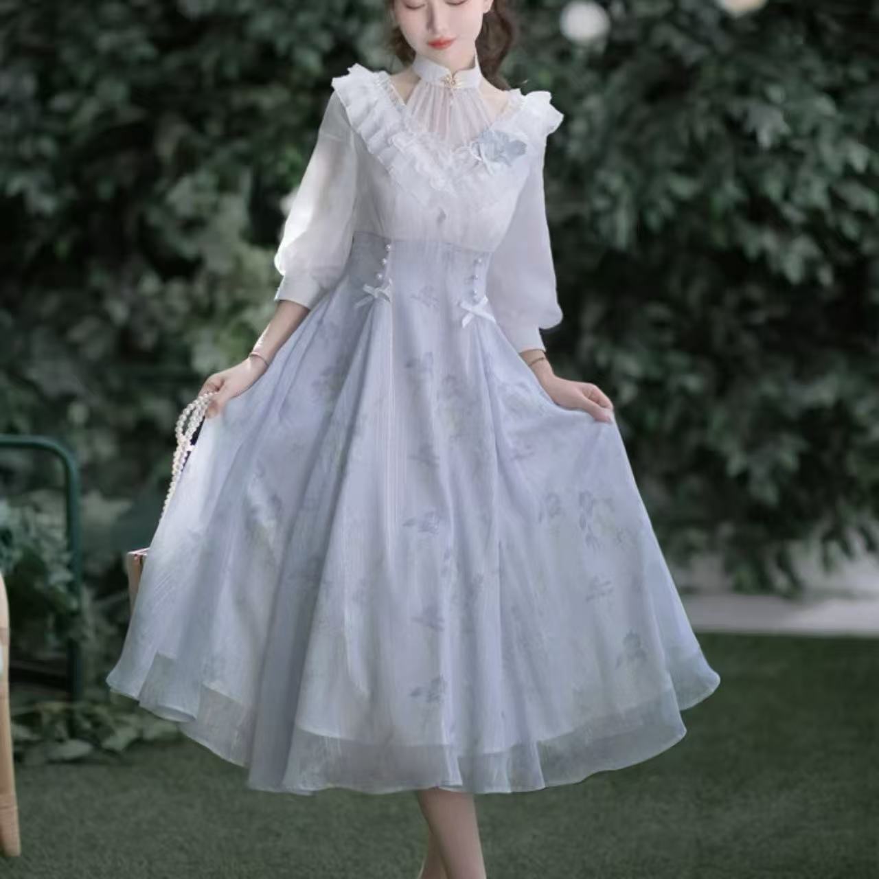 クラシカルロリータ 優雅な姫君のティータイムドレス