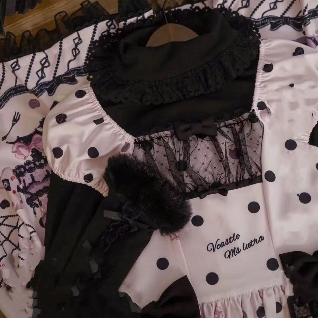 甘ロリータ クリーム色スウィートリボンセーター