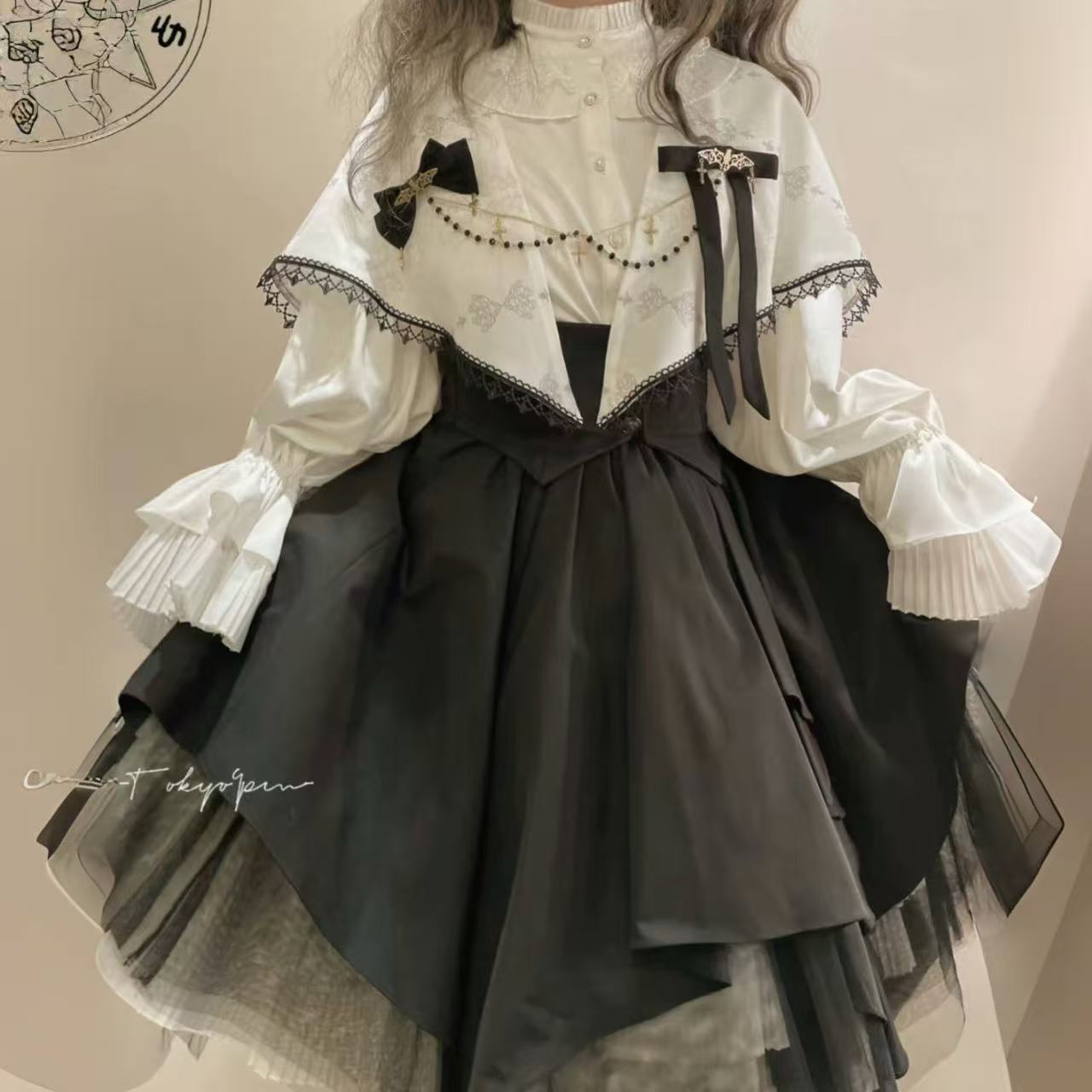 ゴスロリ ブラックマジシャン・ランタンスリーブシャツ&スカートセット