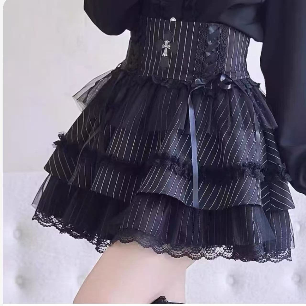 ゴスロリ カレッジ風ハイウエストフレアスカート