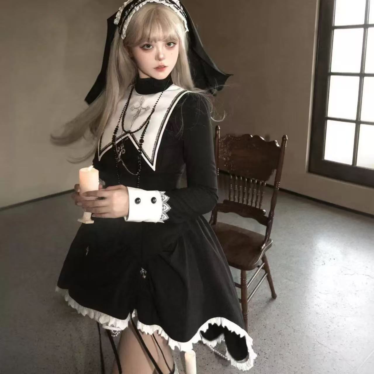 ゴスロリ クロス刺繍イレギュラーヘムドレス