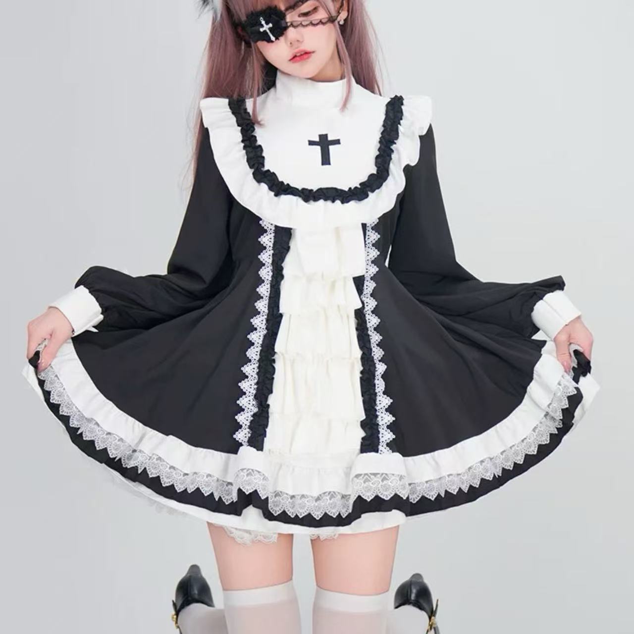ゴスロリ ハロウィン魔女・クロス刺繍長袖ドレス