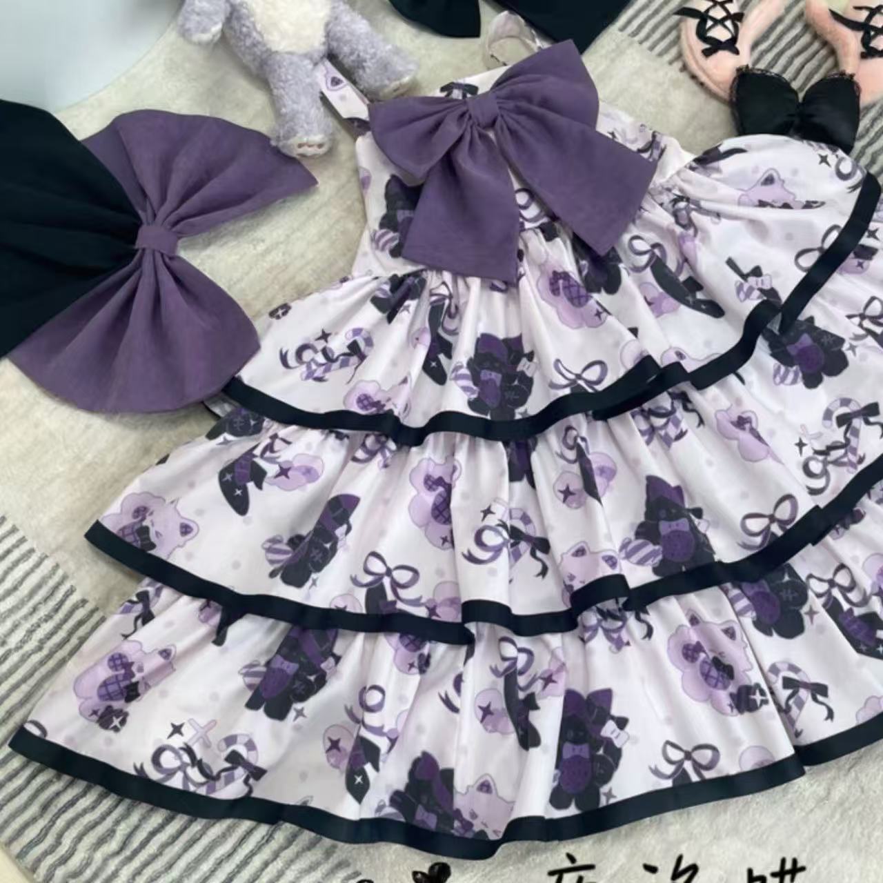 甘ロリータ 人形襟シャツ&ペンギン猫プリントサスペンダースカート
