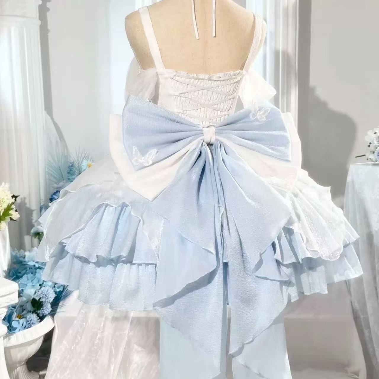 甘ロリータ 白鳥の湖風・蝶のふんわりプリンセスドレス