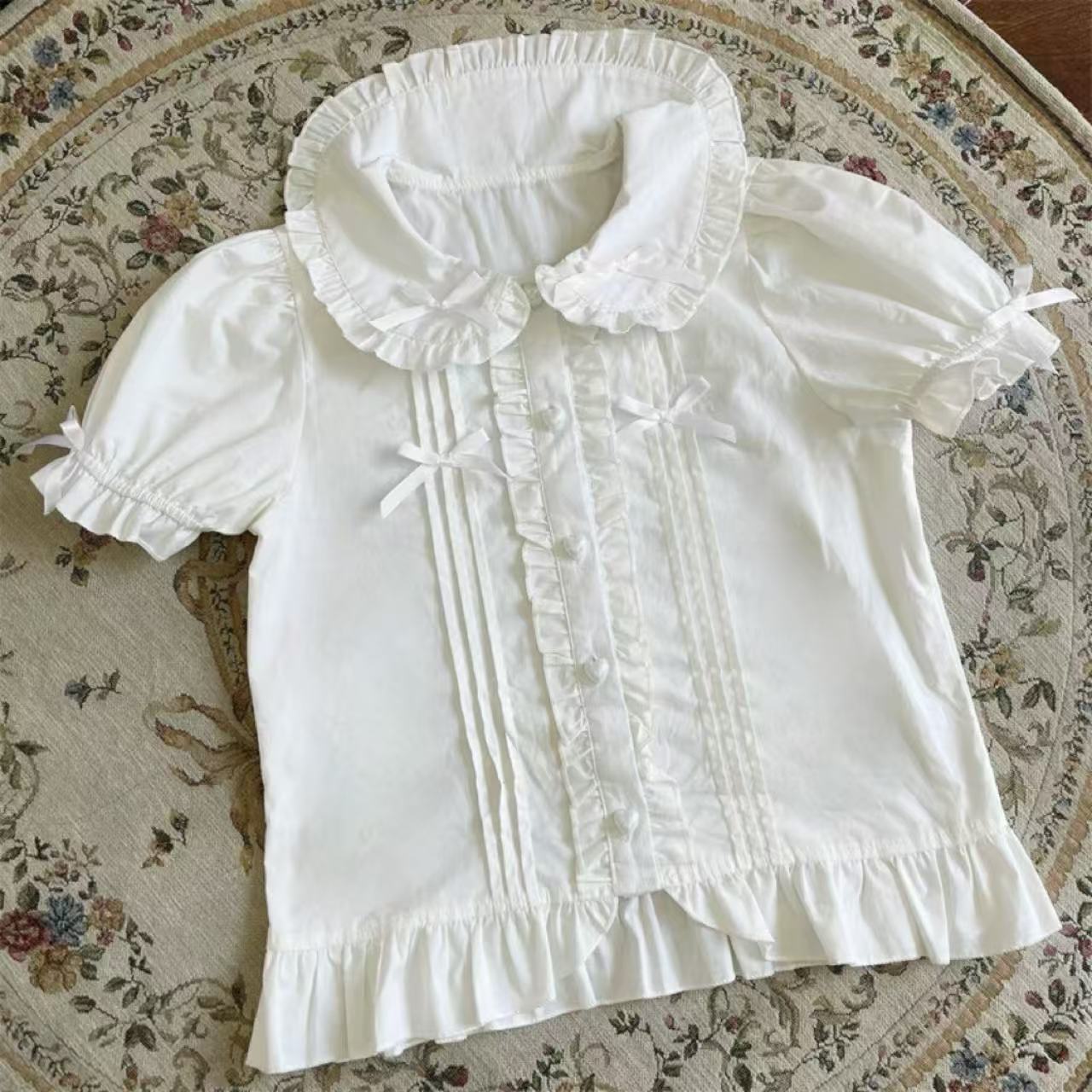 甘ロリータ 甘めパフスリーブトップス