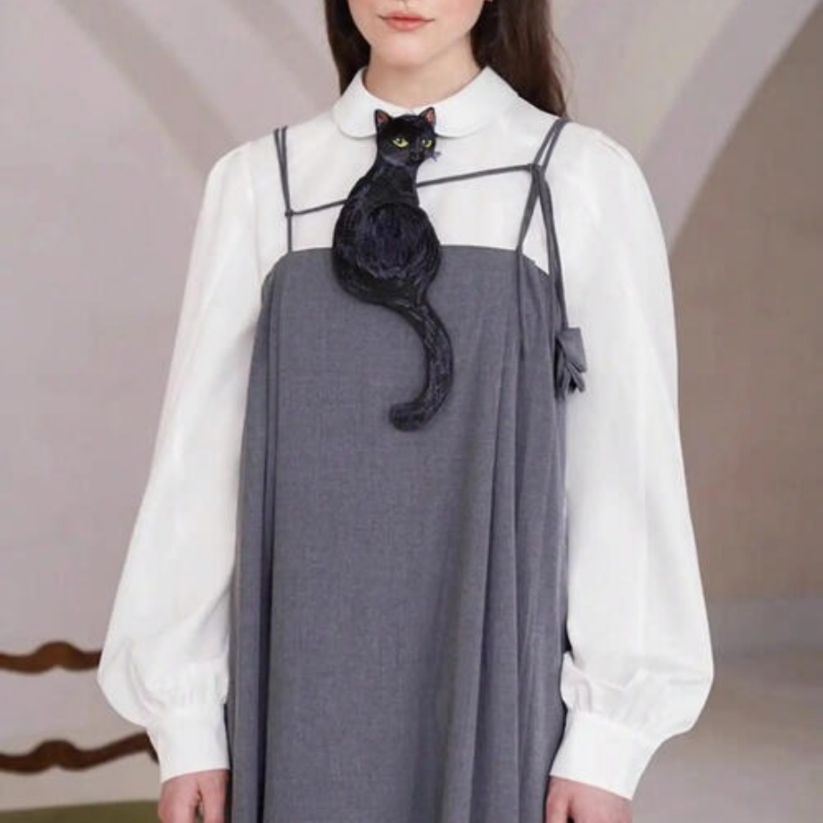 ノワール・キャット刺繍タイ