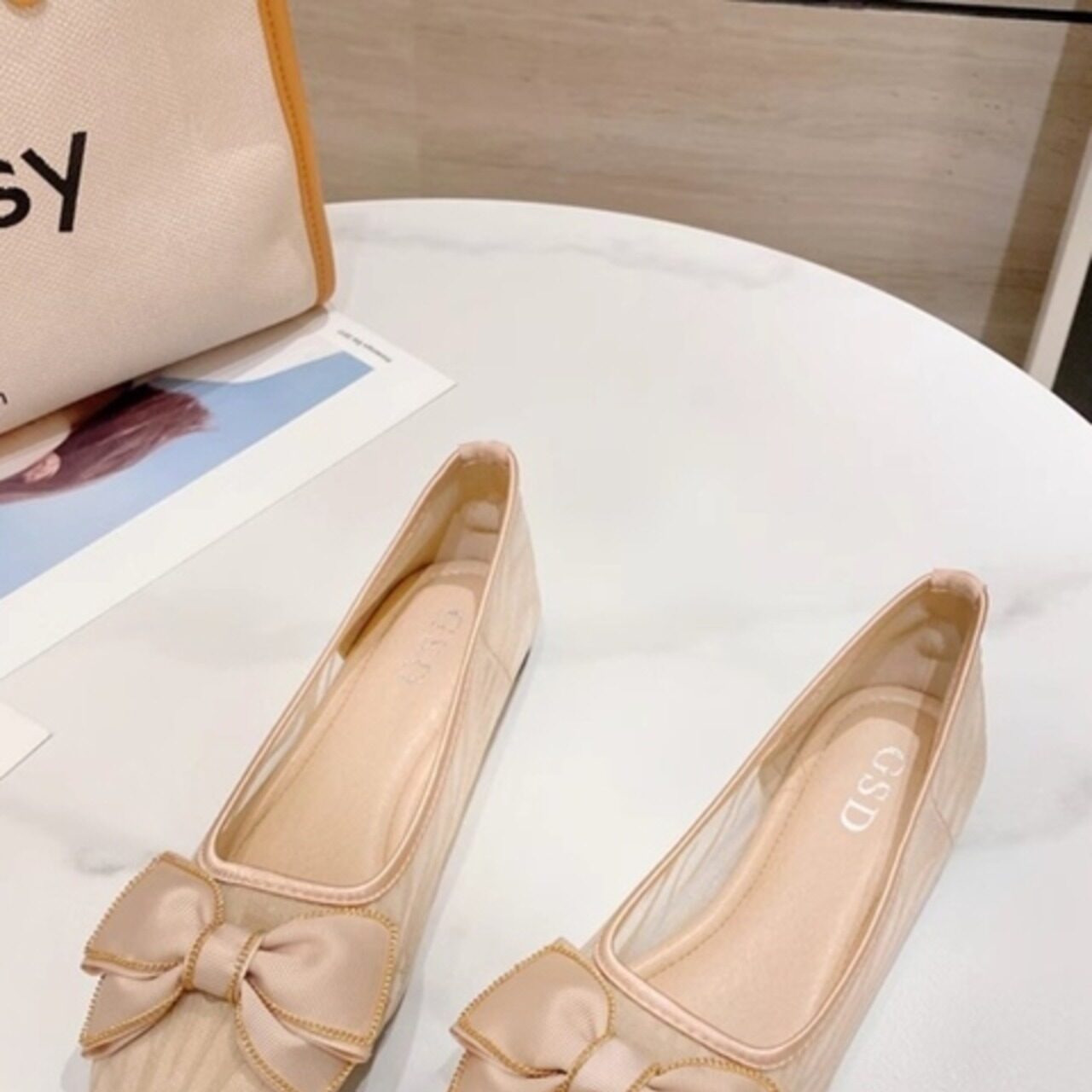 骨格ウェーブ オーガンジーリボンシアーパンプス