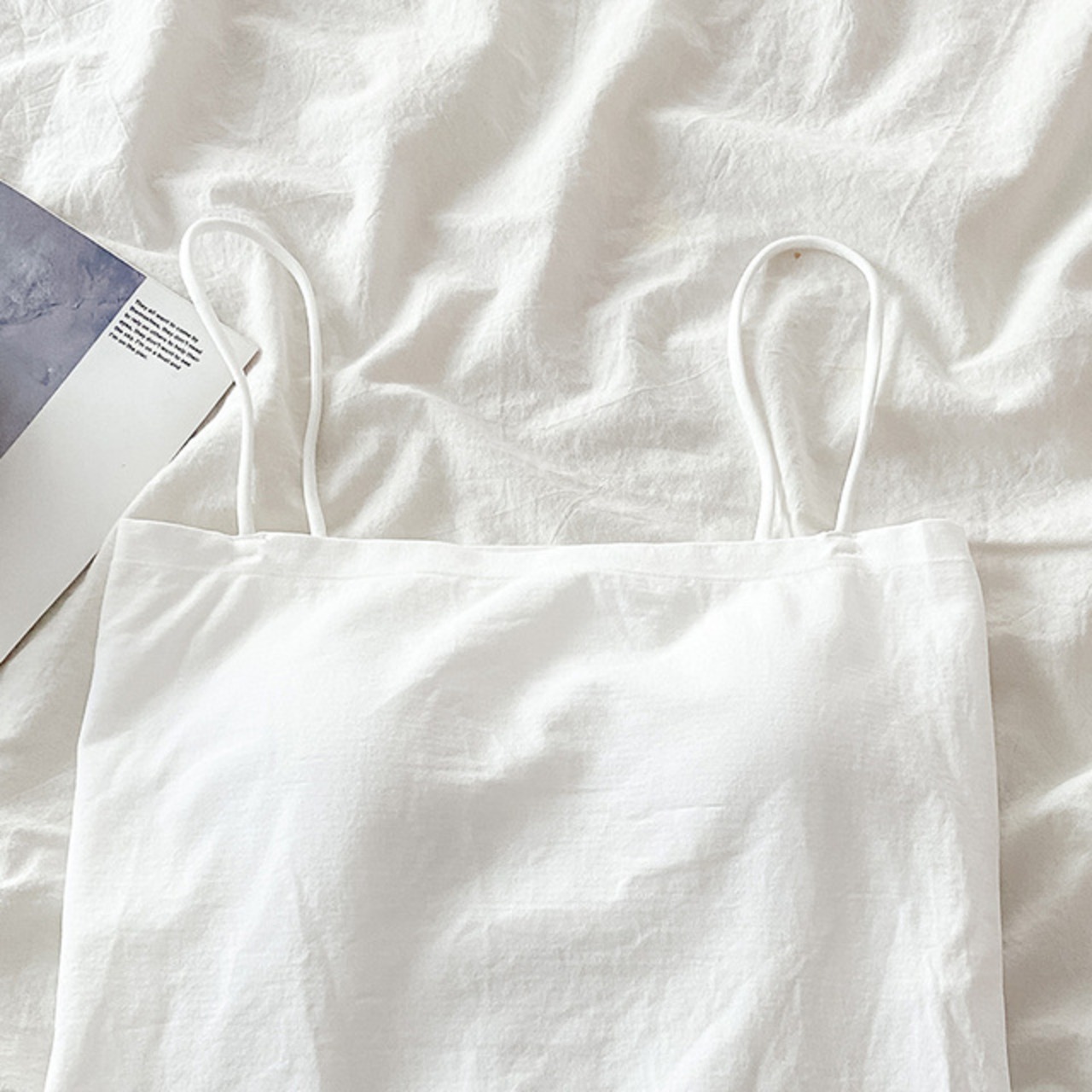 骨格ウェーブ カップ付きキャミソール