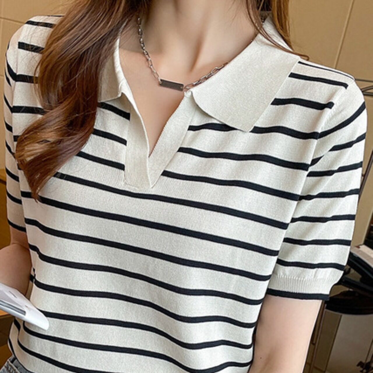 骨格ウェーブ キーネックボーダーTシャツ