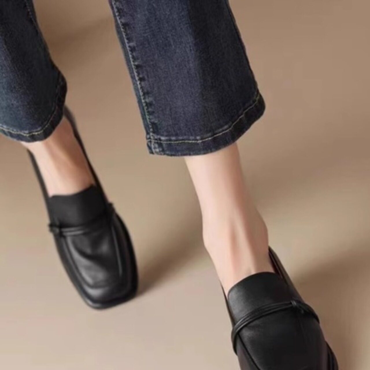 骨格ウェーブ クラシックスクエアローファー（ベルト付／ベーシック）