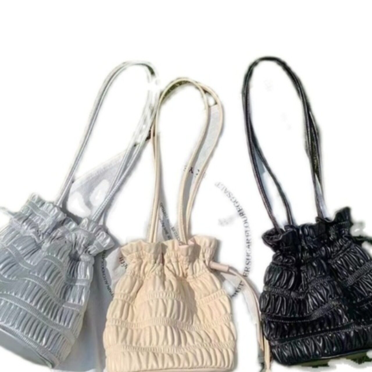 骨格ウェーブ シャーリングショルダーバッグ