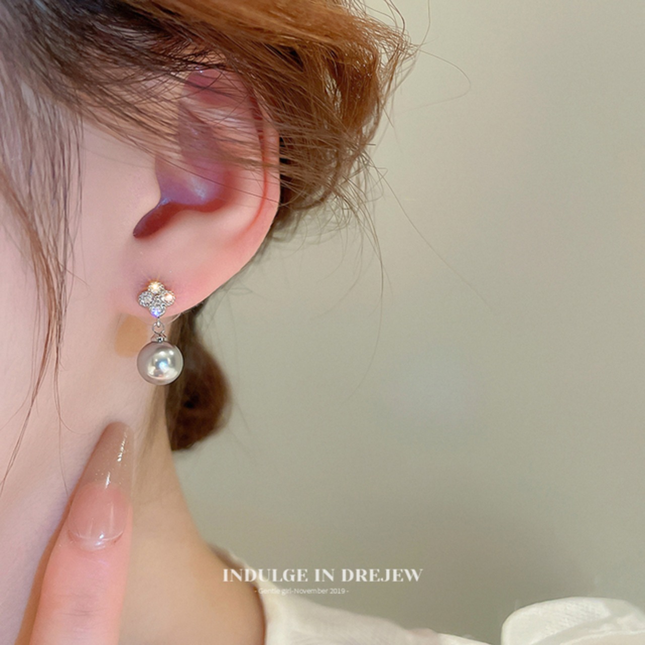 骨格ウェーブ シルバーパールピアス