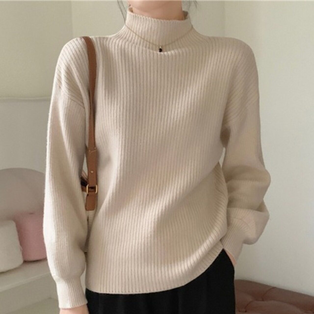 骨格ウェーブ ハイネックニットトップス