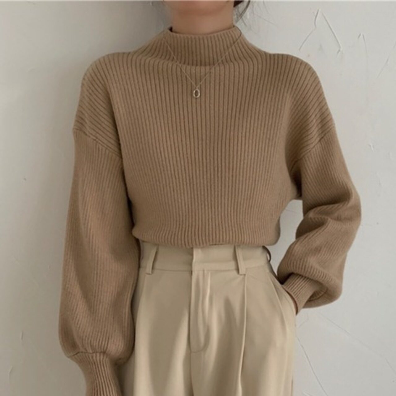 骨格ウェーブ ハイネックニットトップス