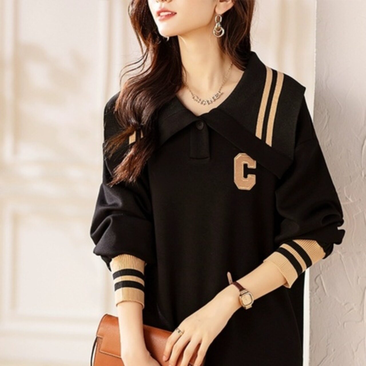 骨格ウェーブ ビッグカラー カジュアルミニワンピース