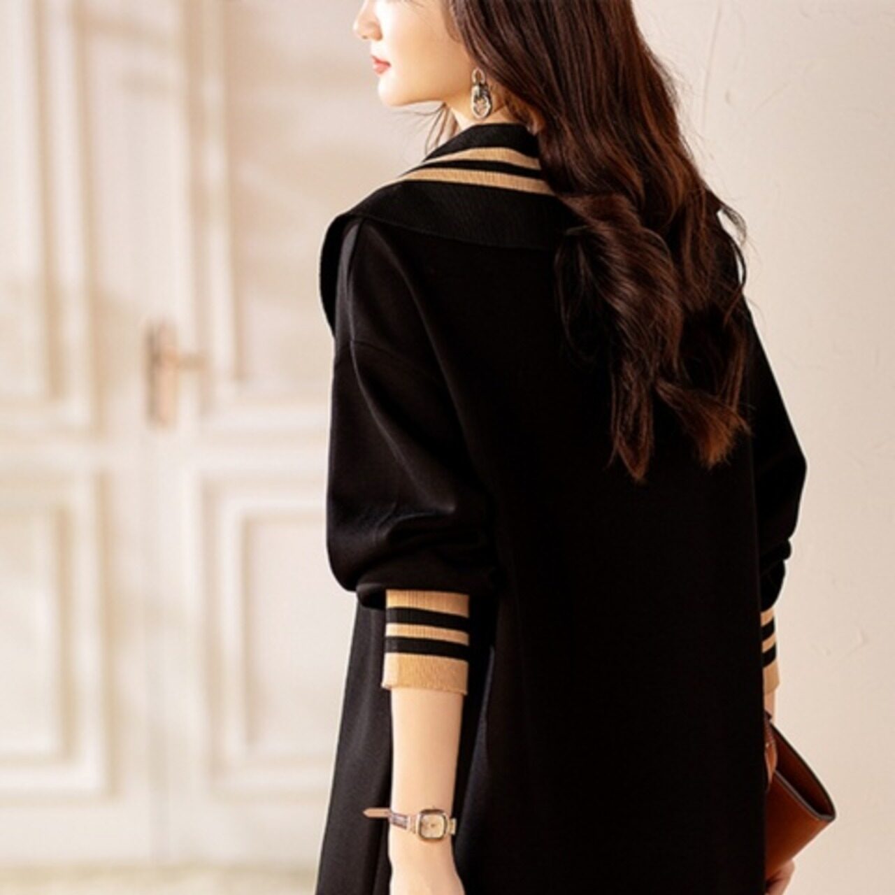 骨格ウェーブ ビッグカラー カジュアルミニワンピース