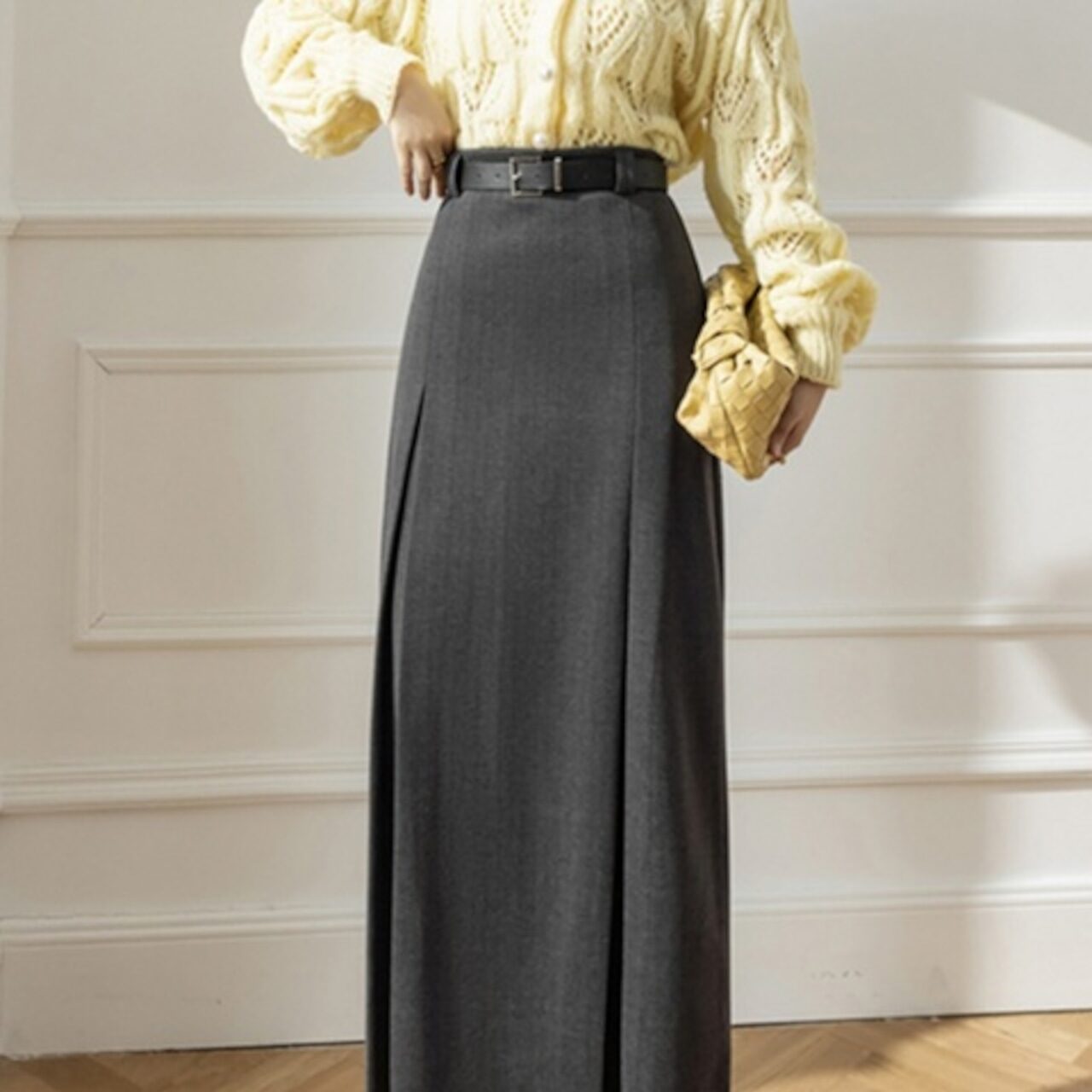 骨格ウェーブ ベルト付きハイウエストタイトスカート