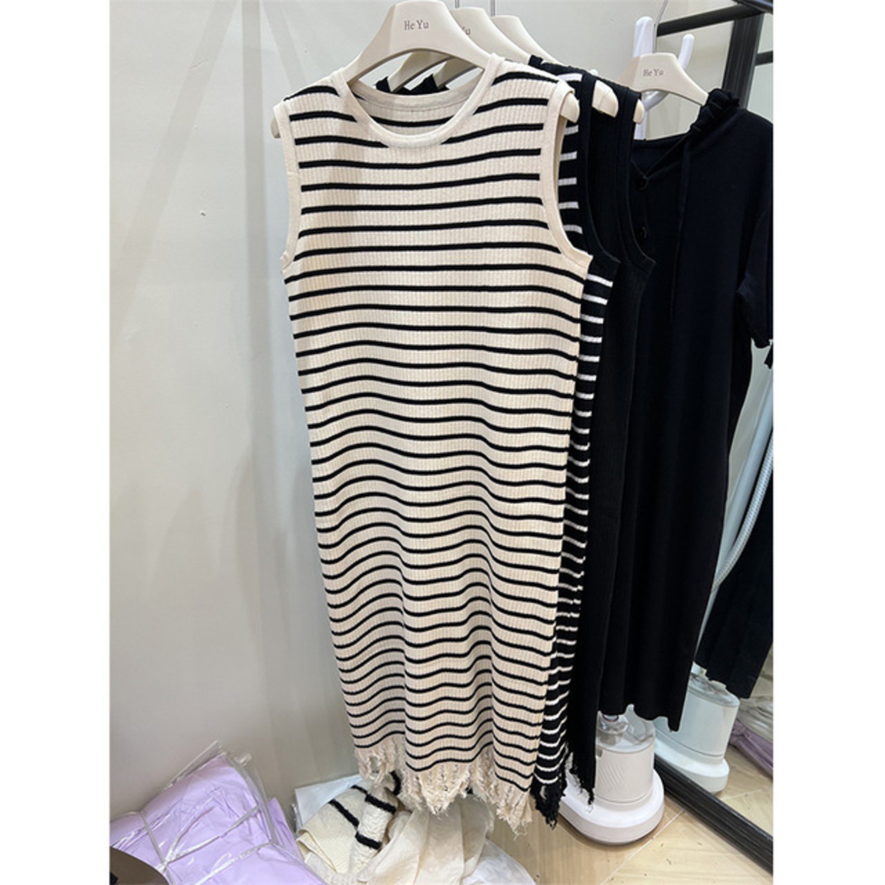 骨格ウェーブ ボーダータイトワンピース