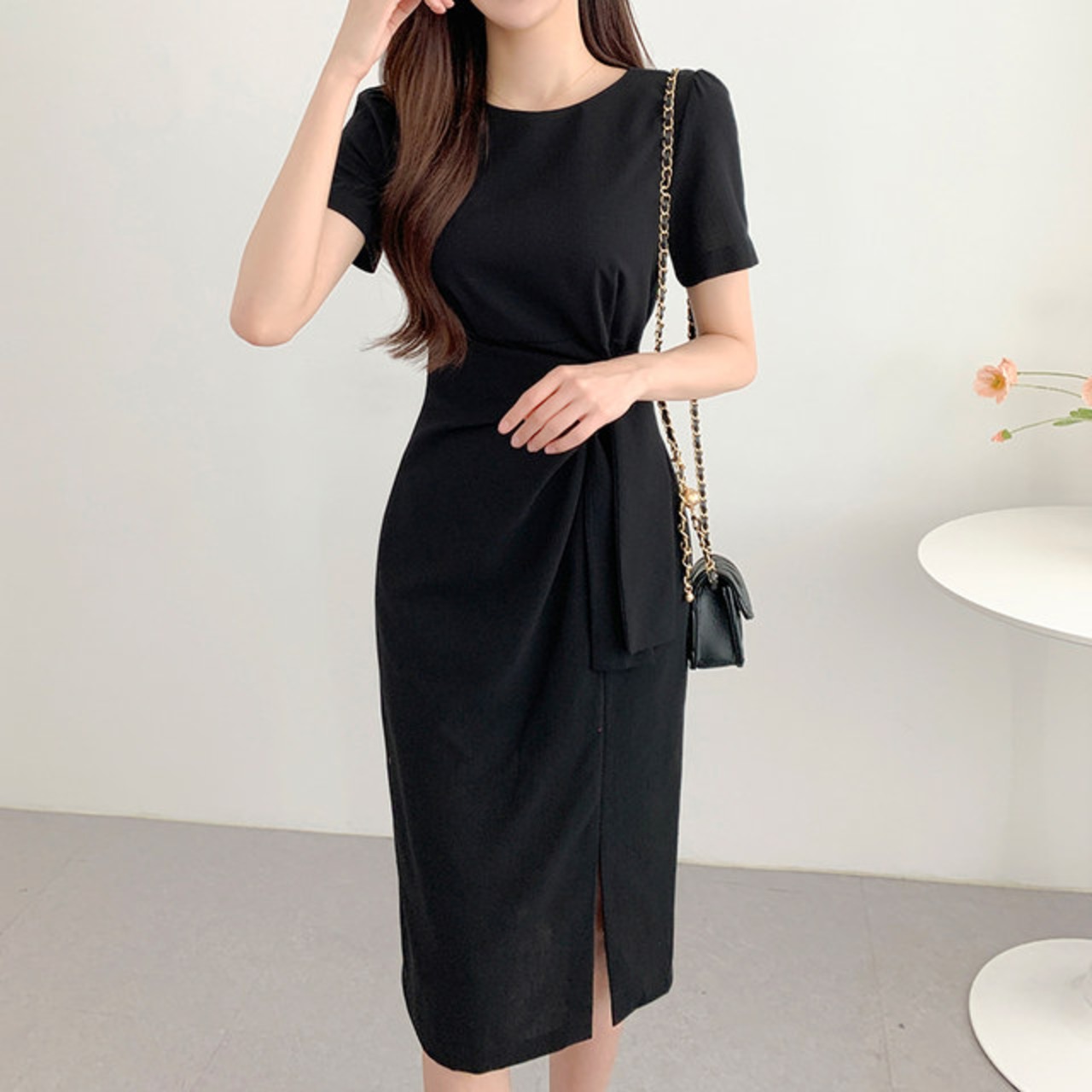 骨格ウェーブ ラウンドネックラップ風タイトワンピース