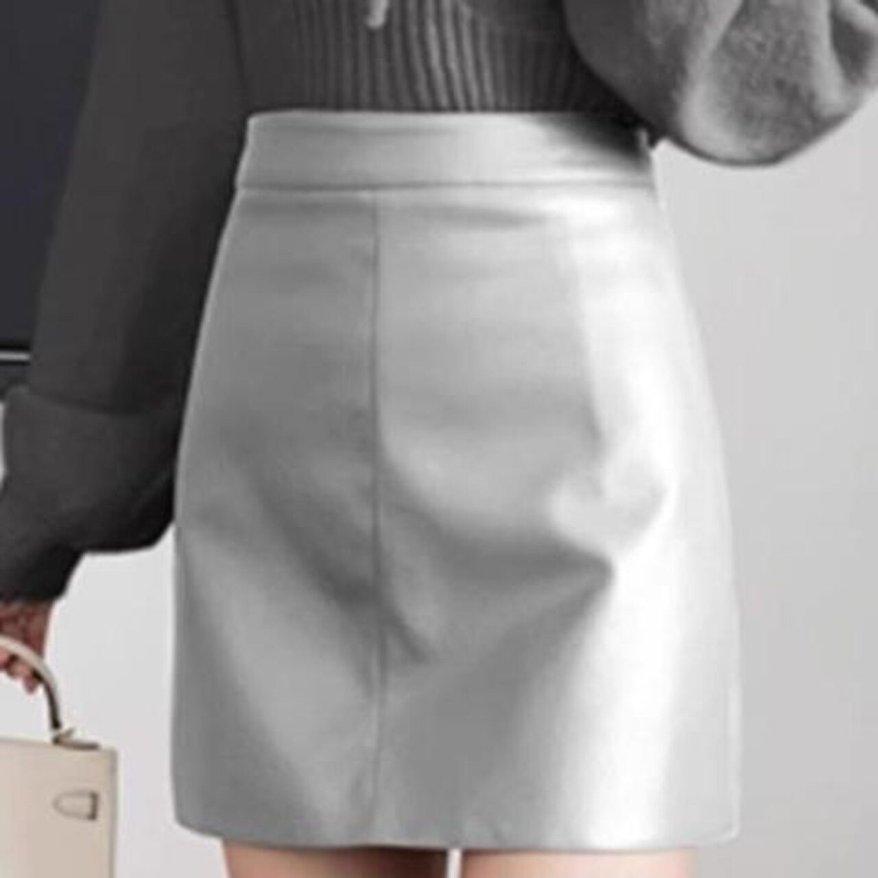 骨格ウェーブ レザーハイウエストミニ台形スカート