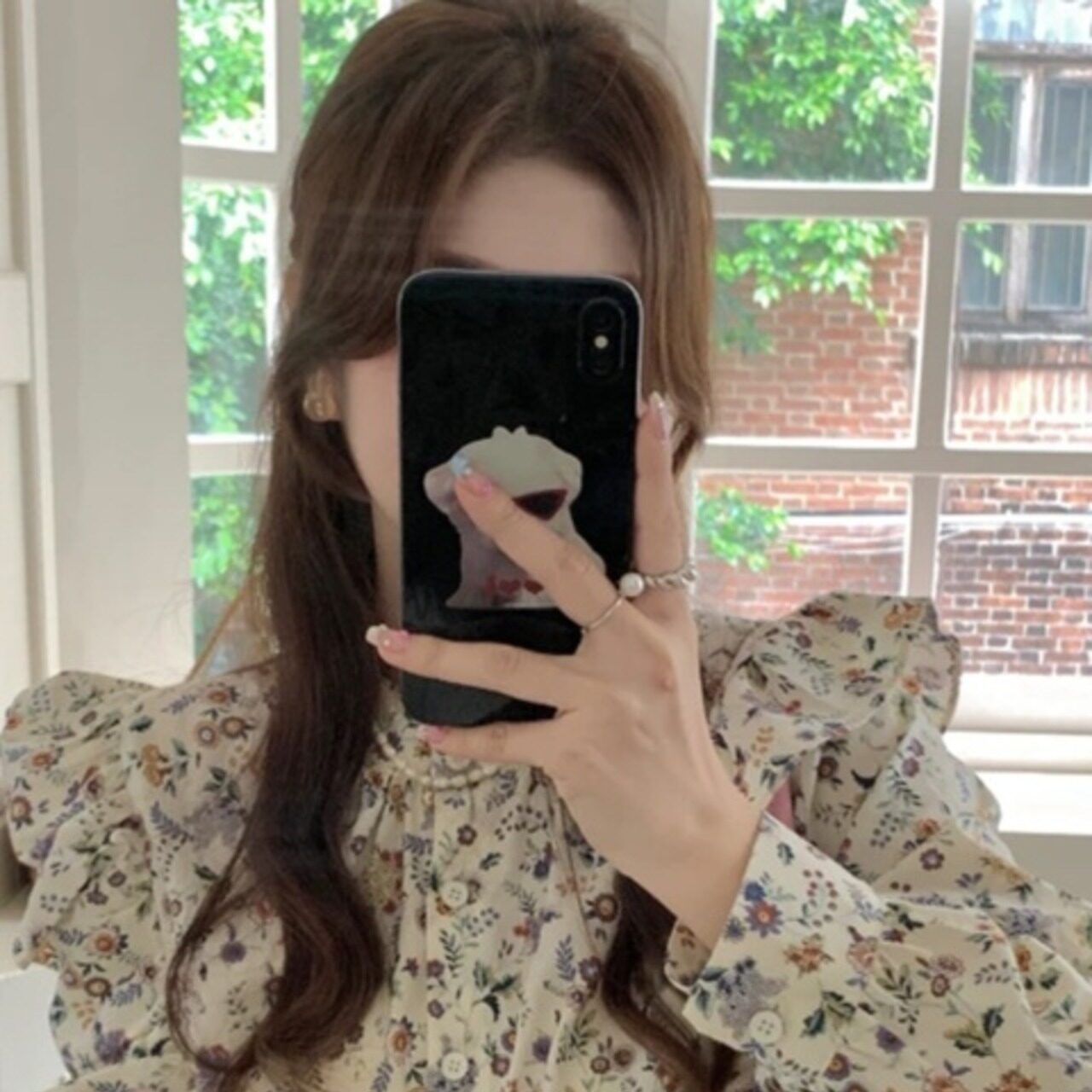 骨格ウェーブ 花柄ブラウス