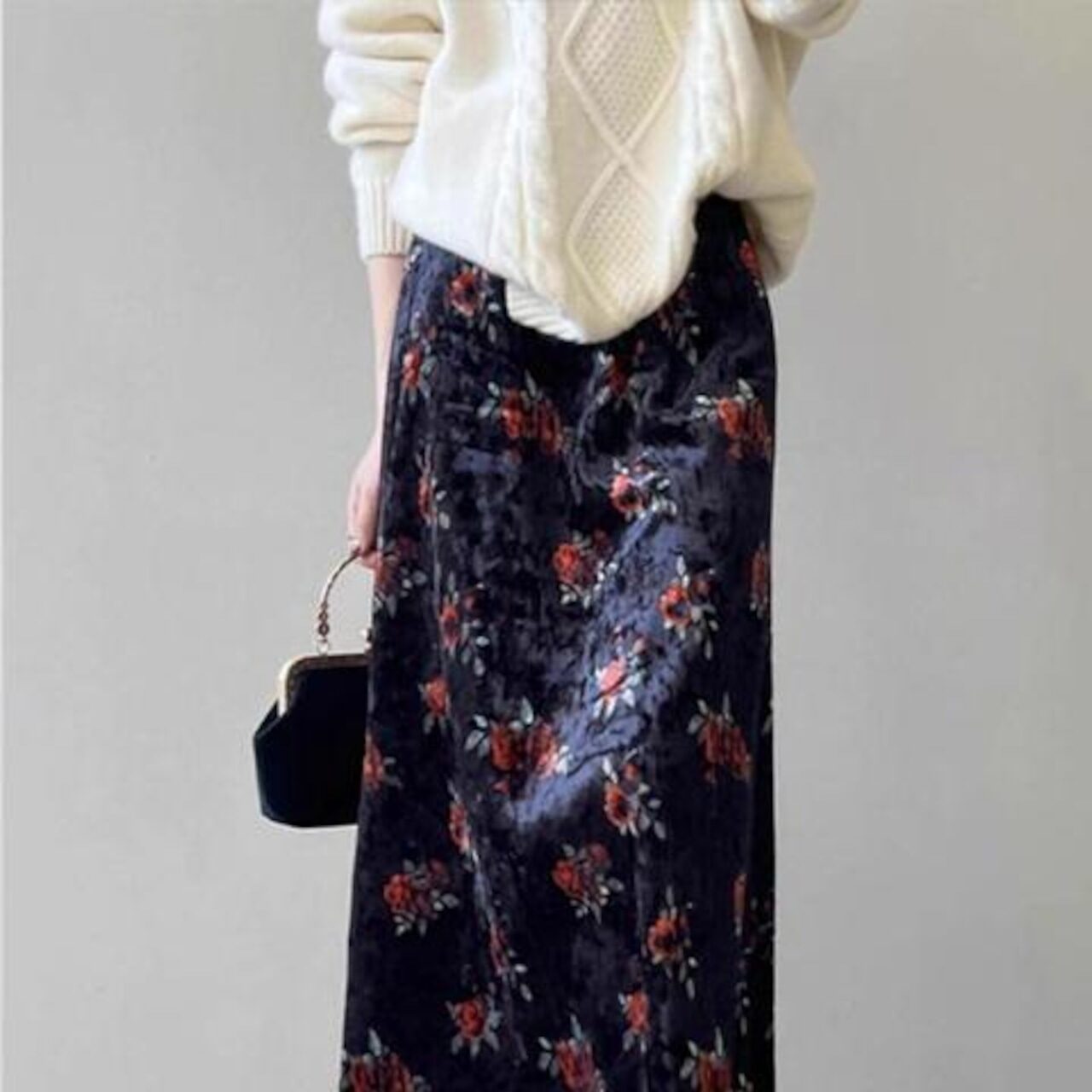 骨格ウェーブ 花柄ベロアAラインロングスカート