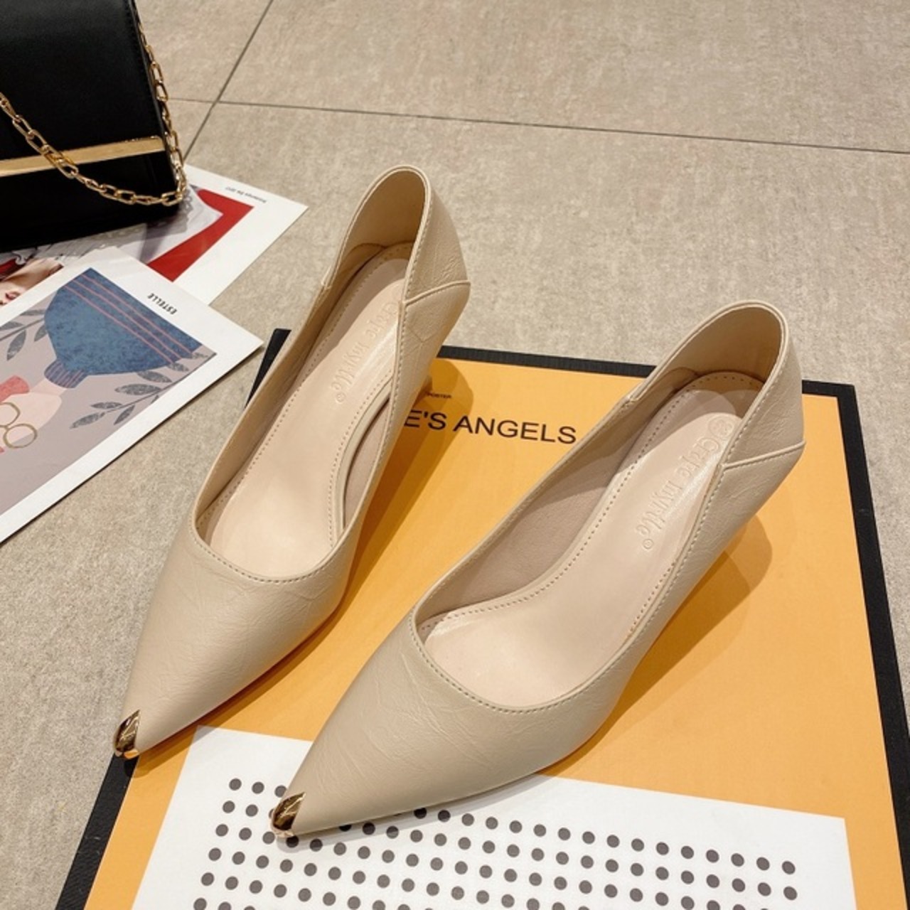 骨格ウェーブ ハイヒール スティレットパンプス