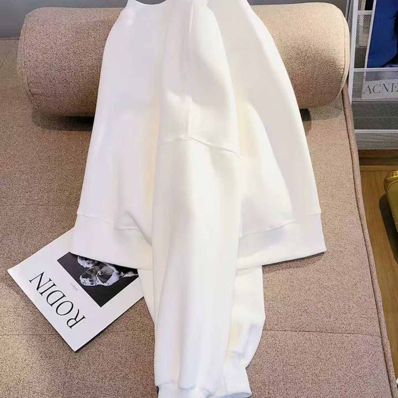 骨格ウェーブ クルーネックプルオーバー