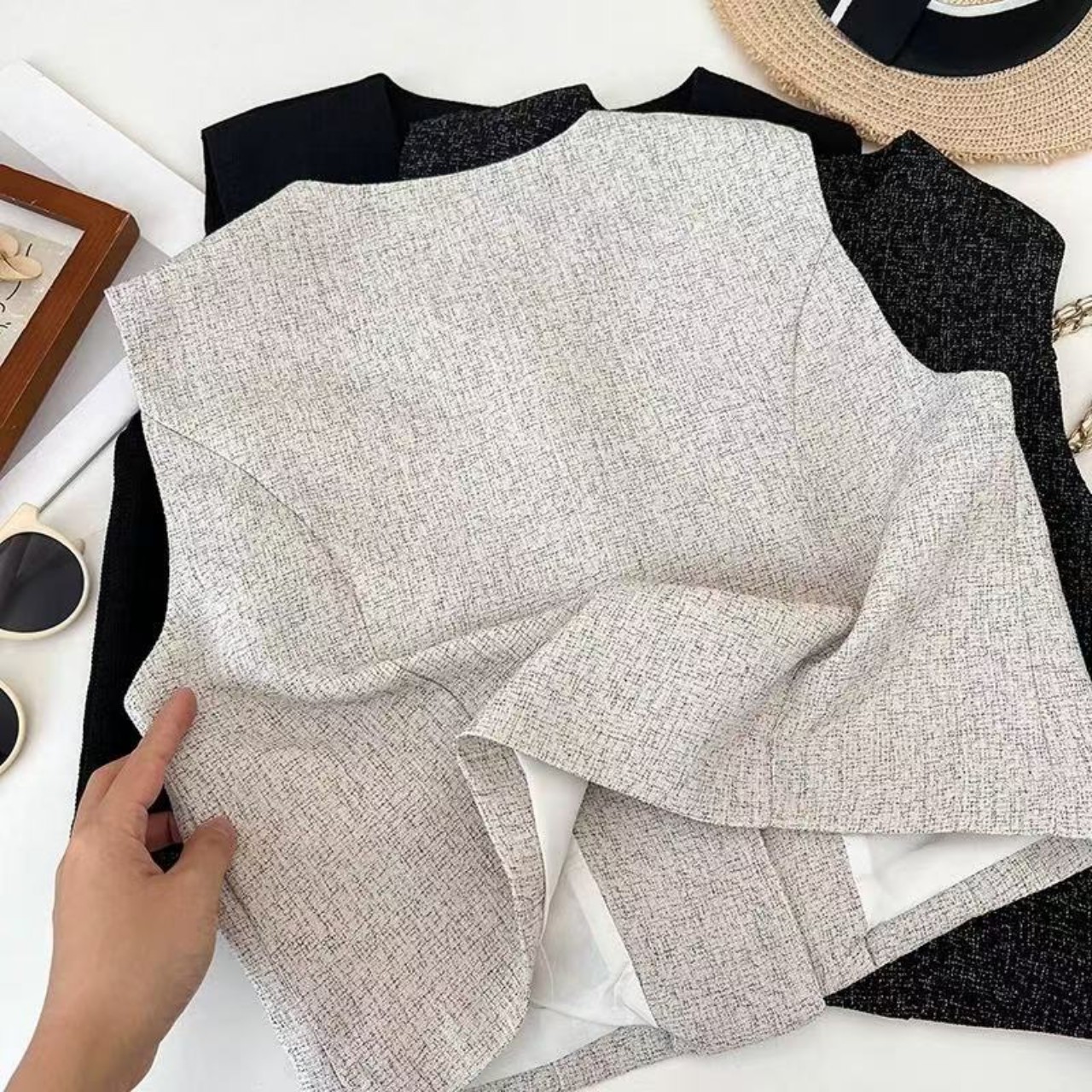 骨格ウェーブ コンパクトベスト