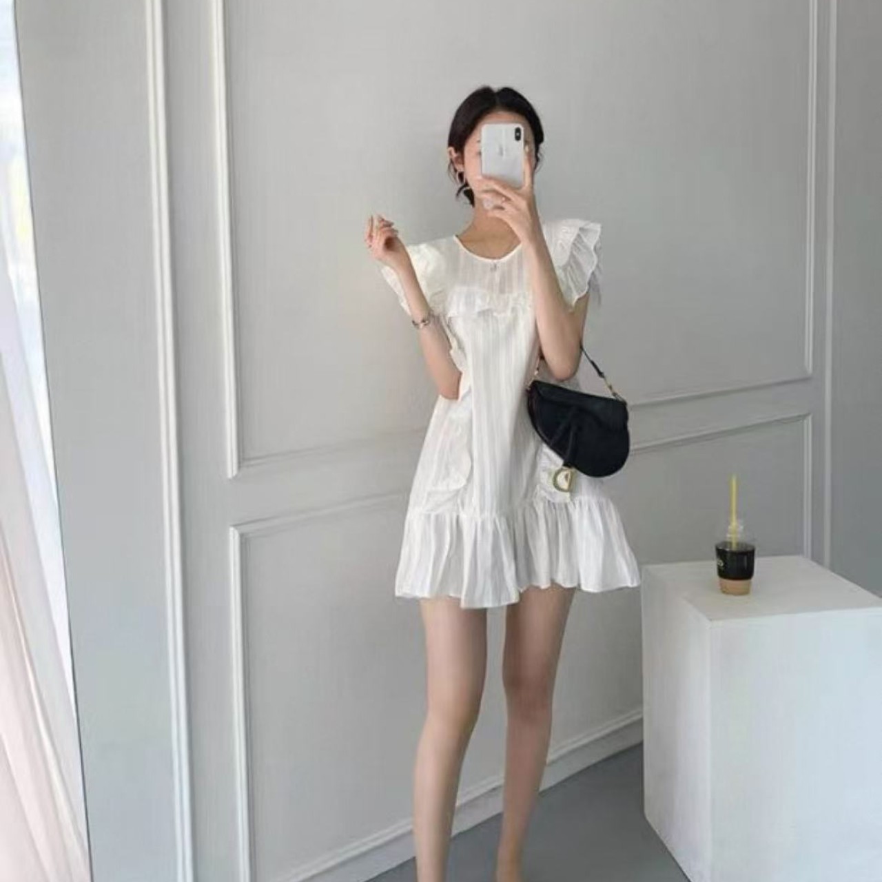 骨格ウェーブ フリルミニワンピース