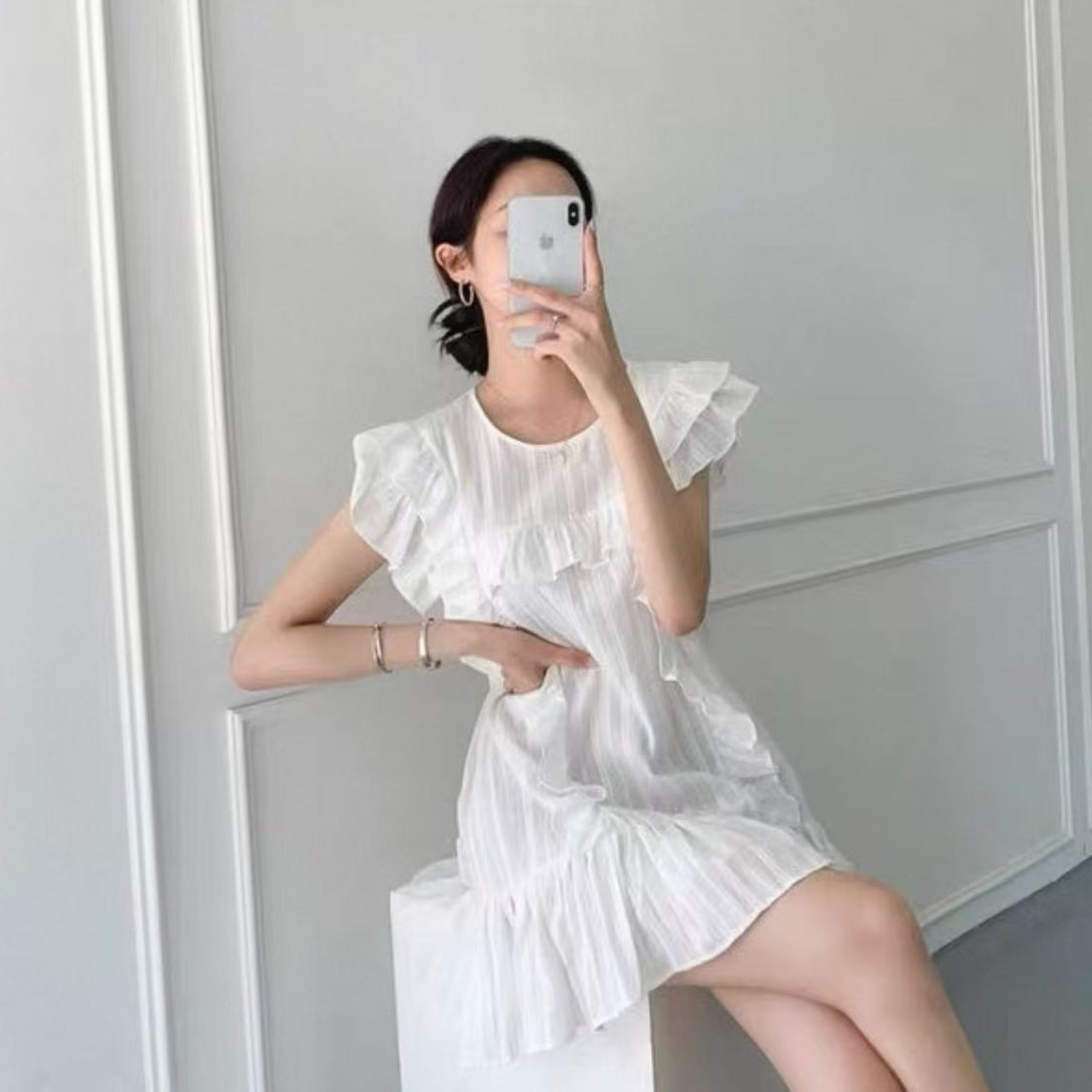 骨格ウェーブ フリルミニワンピース