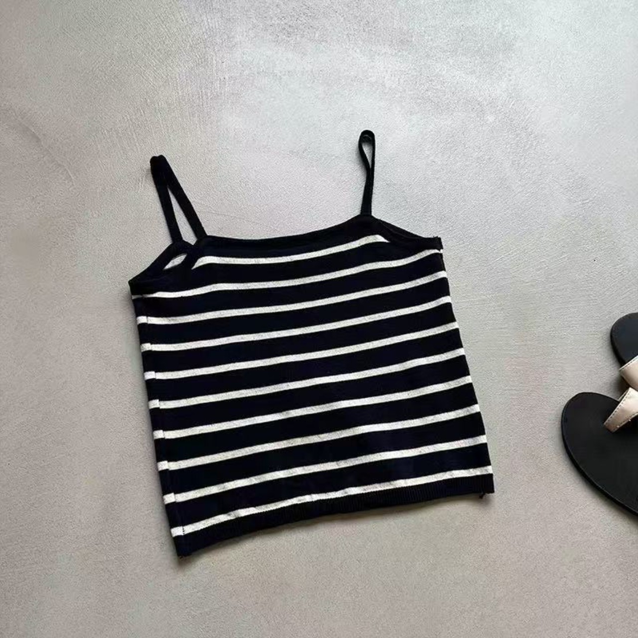 骨格ウェーブニットボーダーキャミソール