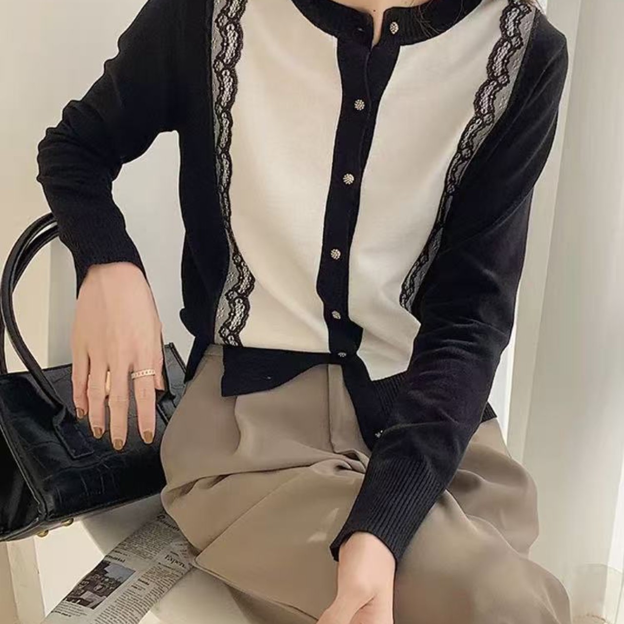 骨格ウェーブバイカラーリボンレースカーディガン