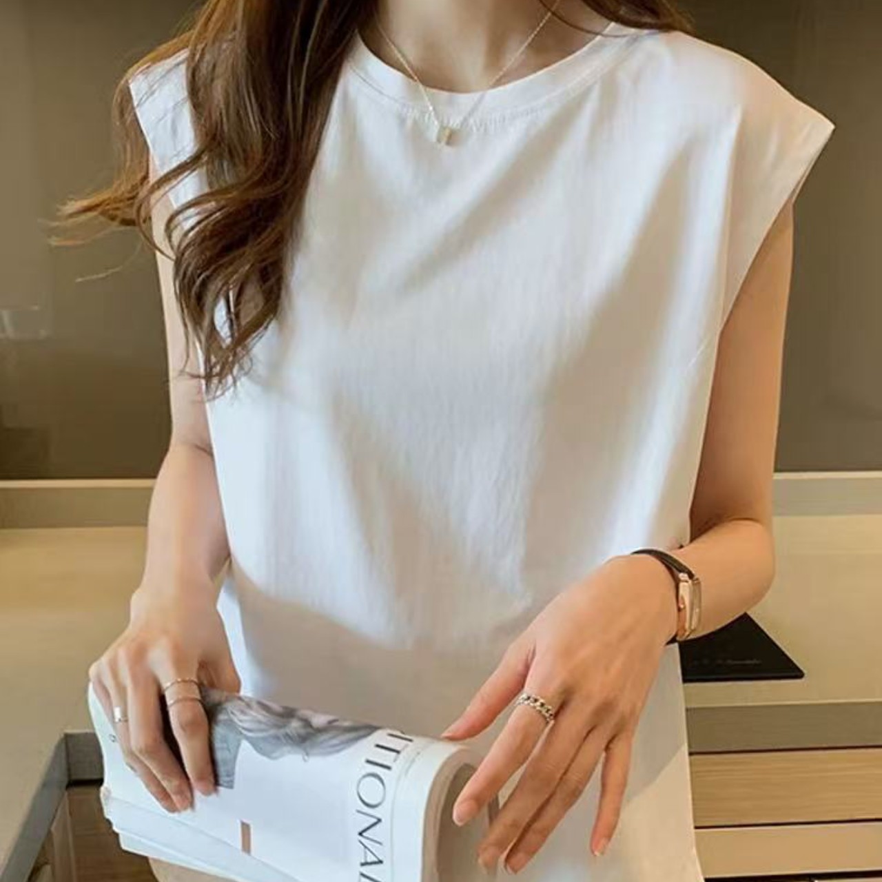 骨格ウェーブフレンチスリーブTシャツトップス