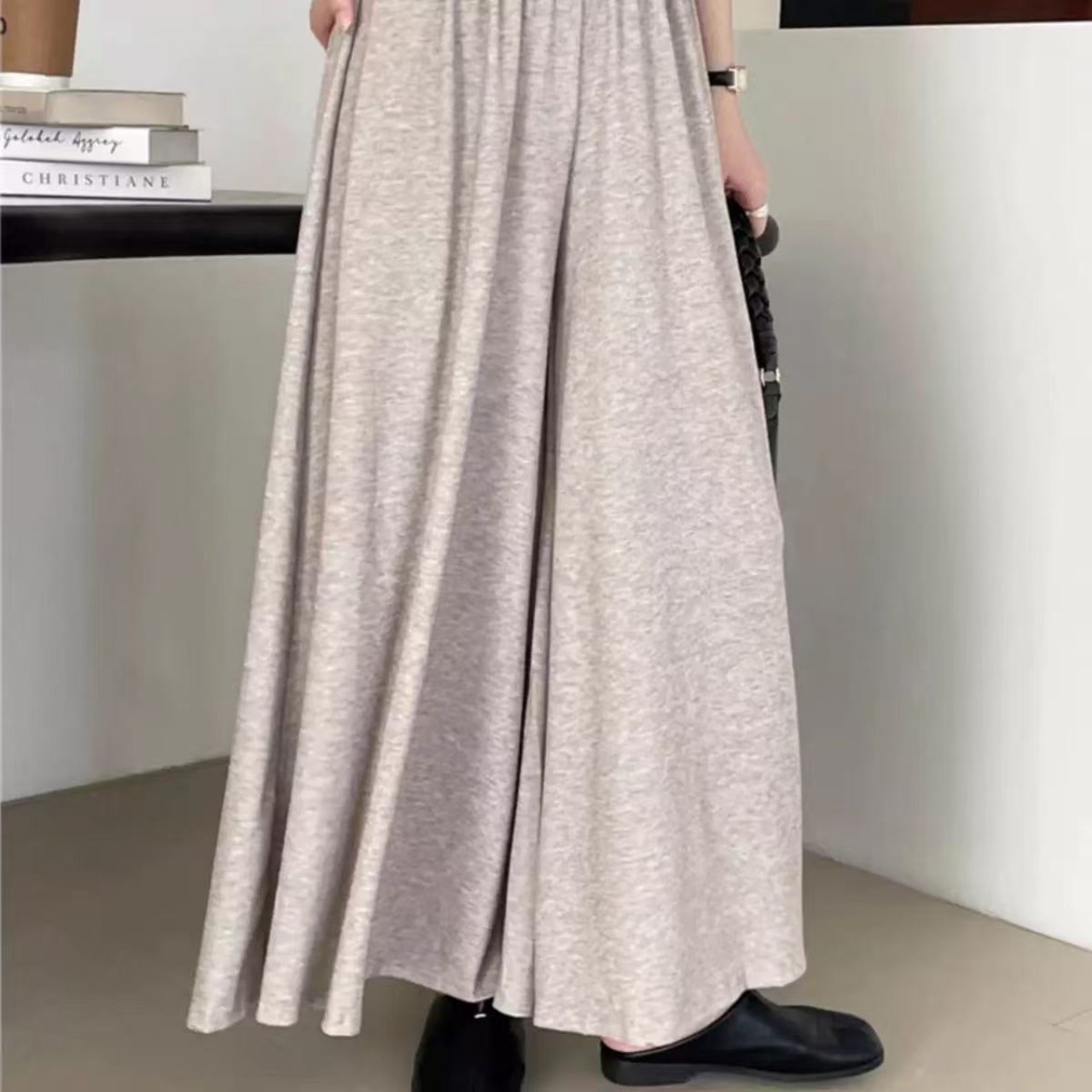 骨格ウェーブガウチョパンツ