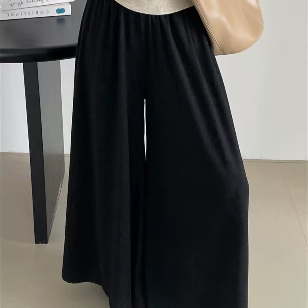 骨格ウェーブガウチョパンツ