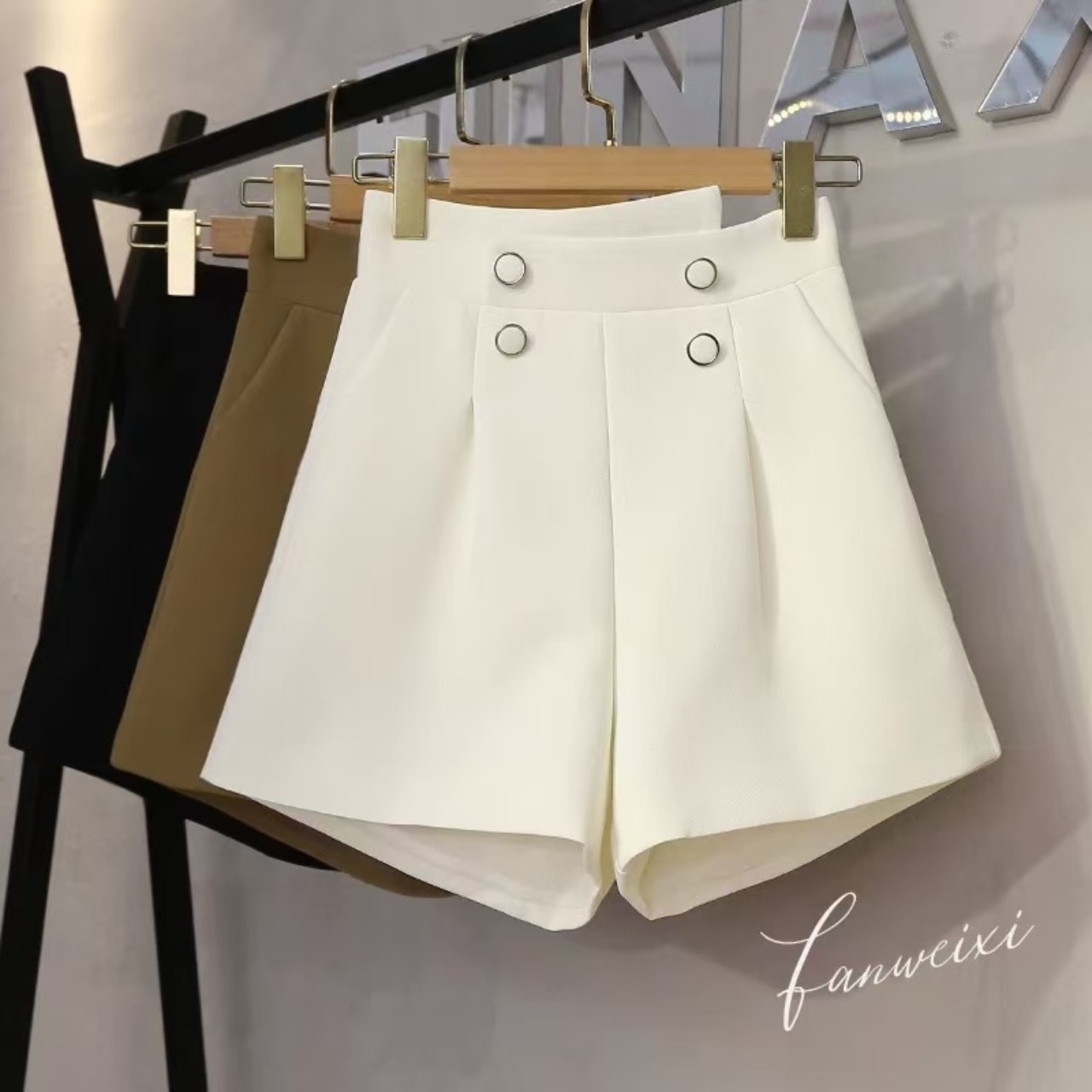 骨格ウェーブハイウエストマリンショートパンツ