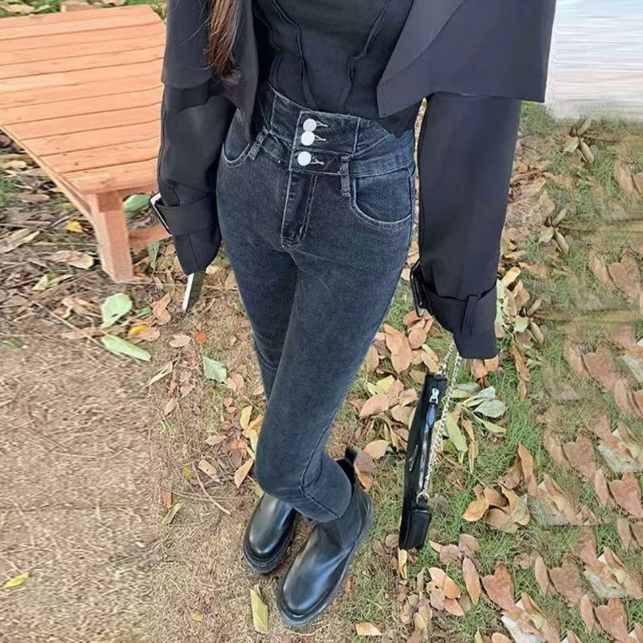 骨格ウェーブボタンハイウエストタイトフィットスキニーパンツ