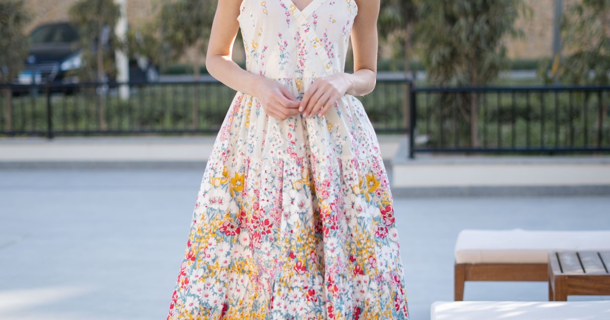 夏のフローラルドレスコーデ