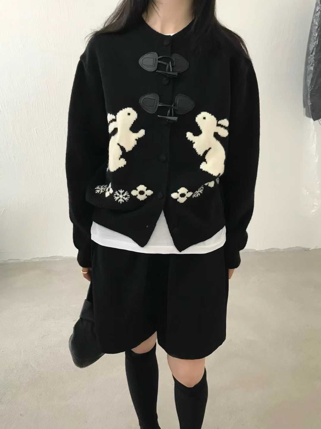 骨格ウェーブ うさぎ柄 ダッフル風 ニットブルゾン