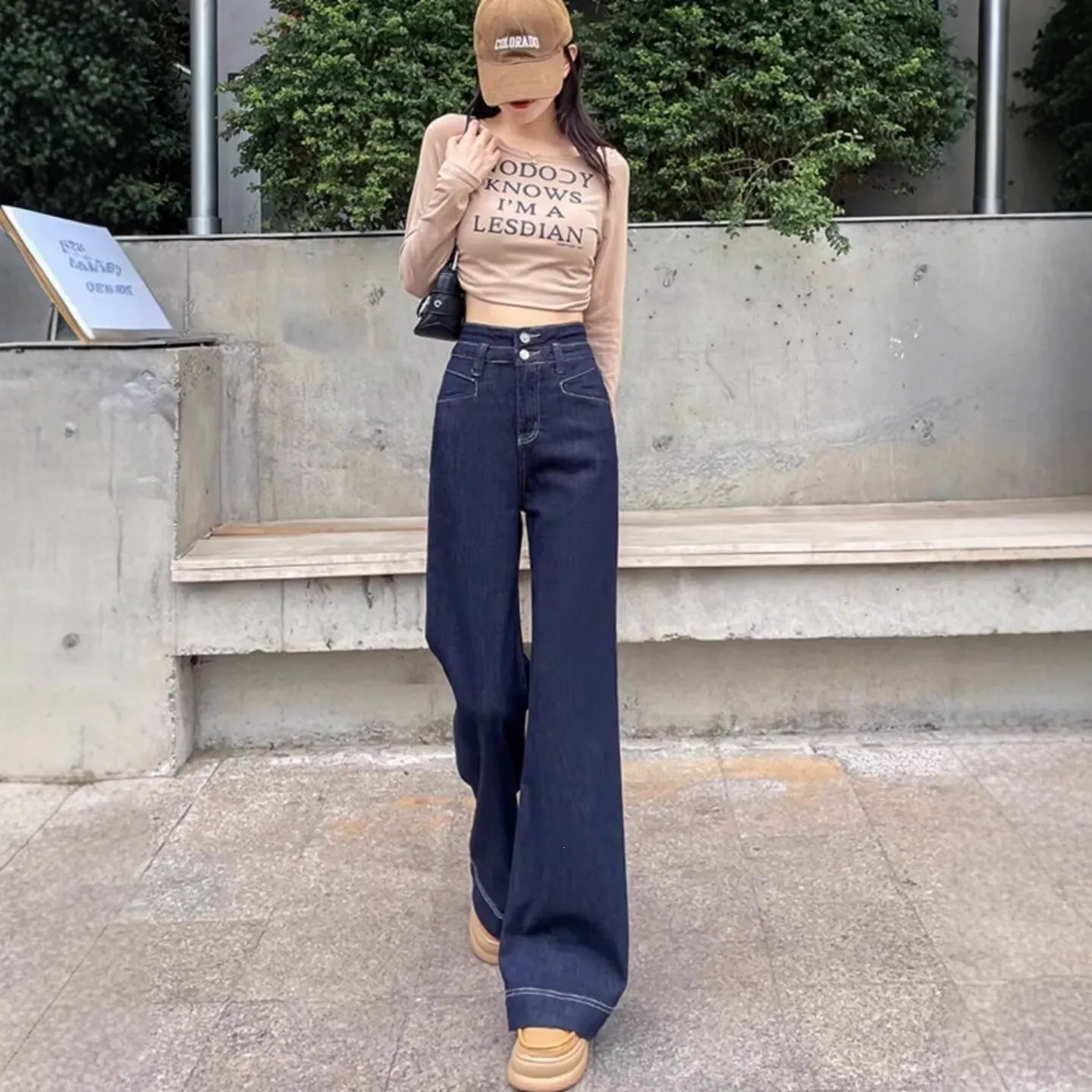 骨格ウェーブ フロントステッチ 美脚ワイドジーンズ