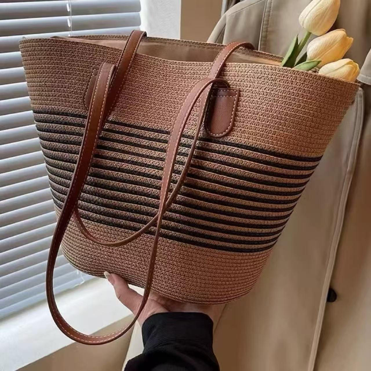 骨格ウェーブ 大容量ストローバッグ